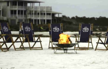 Bonfires-At-The-Beach