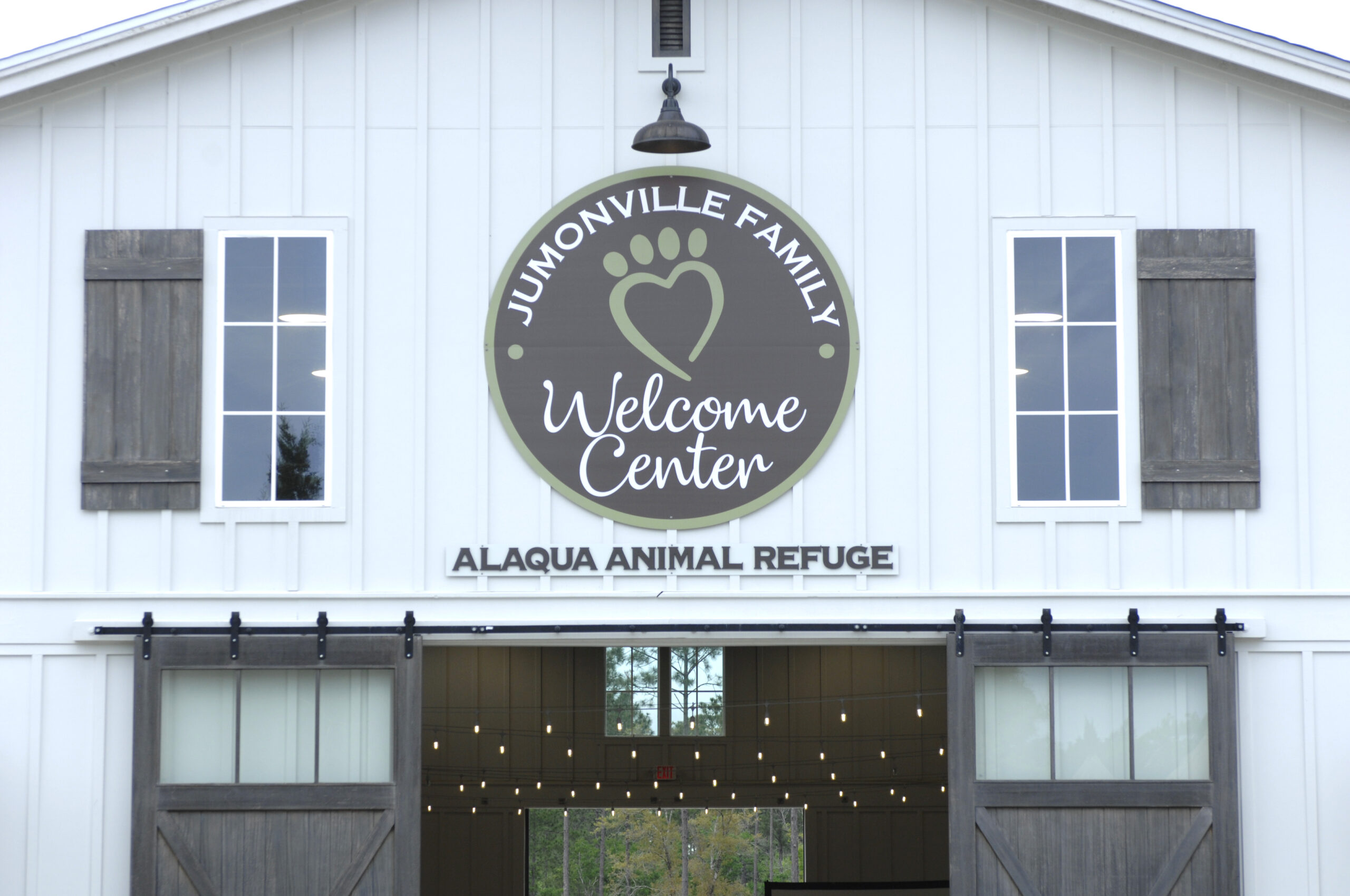 Alaqua Animal Refuge Commemorates Grand Opening of New Facility