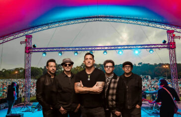 Mattie-Kelly-Arts-F-Smashmouth