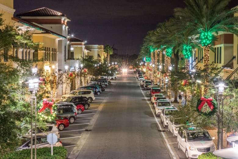 Grand Boulevard Horse-Drawn Carriage Rides, Music Review & Photos with Santa